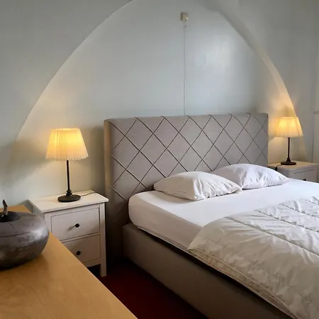 Charmante Chapelle Amenagee A Eprave Ferienhaus