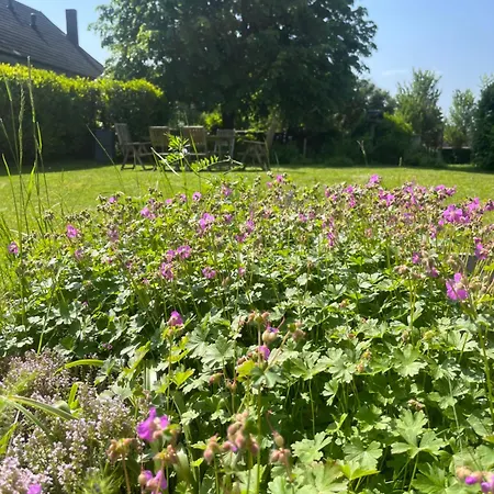 Charmante Chapelle Amenagee A Eprave Ferienhaus *